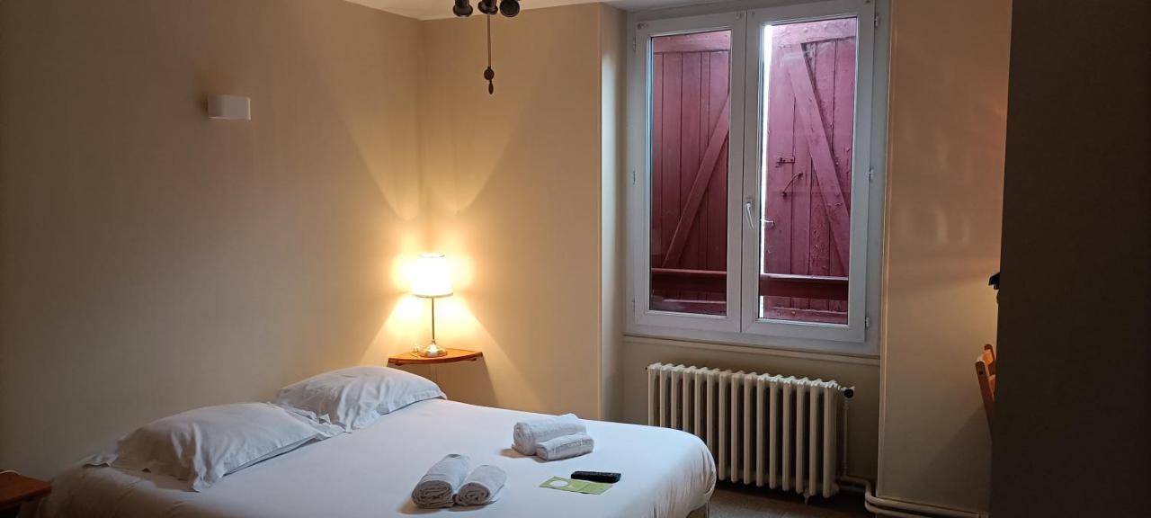 Logis Hotel Grangier Saint-Sozy Luaran gambar